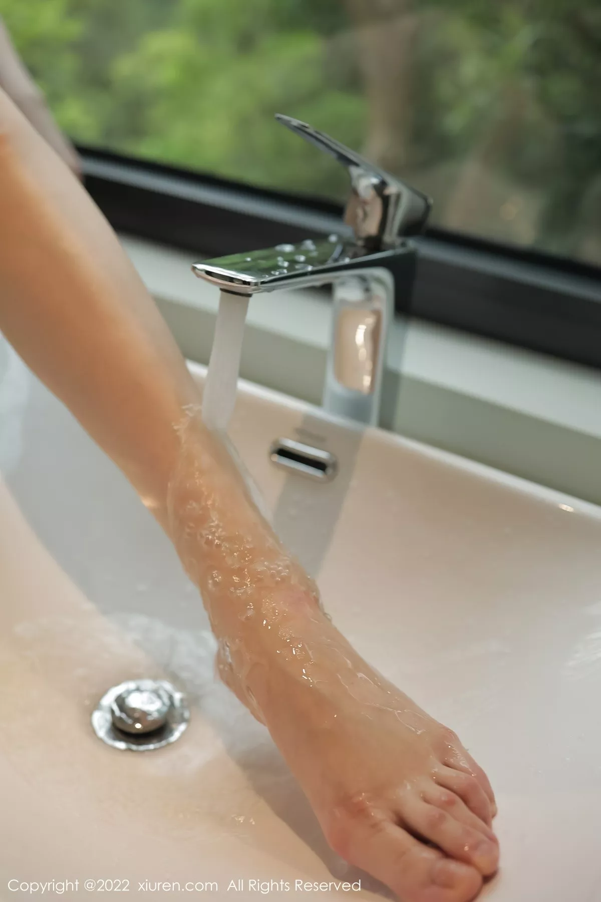 秀人集.com_[XiuRen秀人网]No.5240_模特古月小同学室内场景性感黑色比基尼秀完美身材美轮美奂写真53P