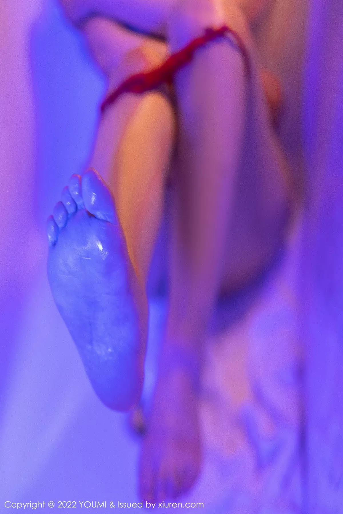 秀人集.com_[YouMi尤蜜荟]Vol.814_模特允爾云南心愿旅拍私房性感闪亮吊坠服秀豪乳翘臀诱惑写真70P