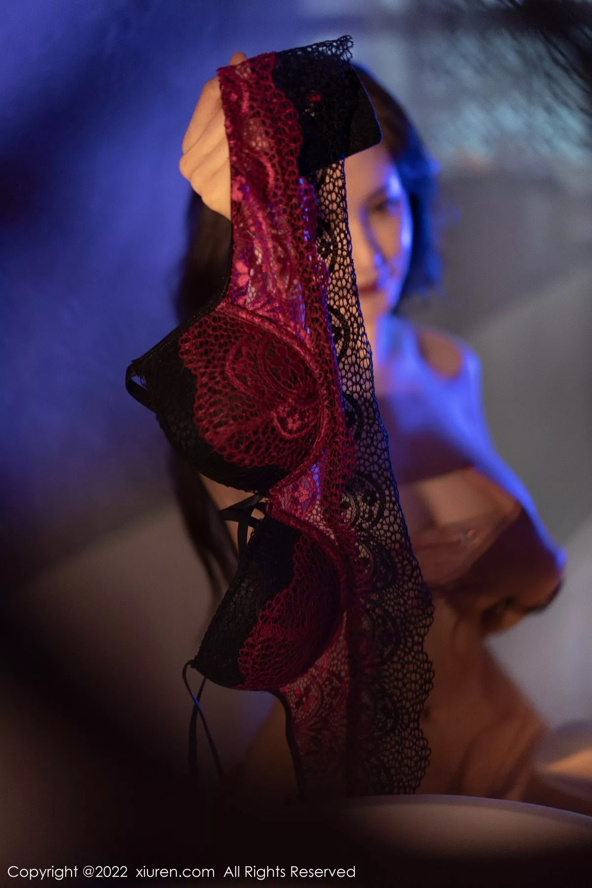 秀人集.com_[XiuRen秀人网]No.5265_女神奶瓶土肥圆私房性感红黑蕾丝内衣配超薄黑丝撩人诱惑写真70P