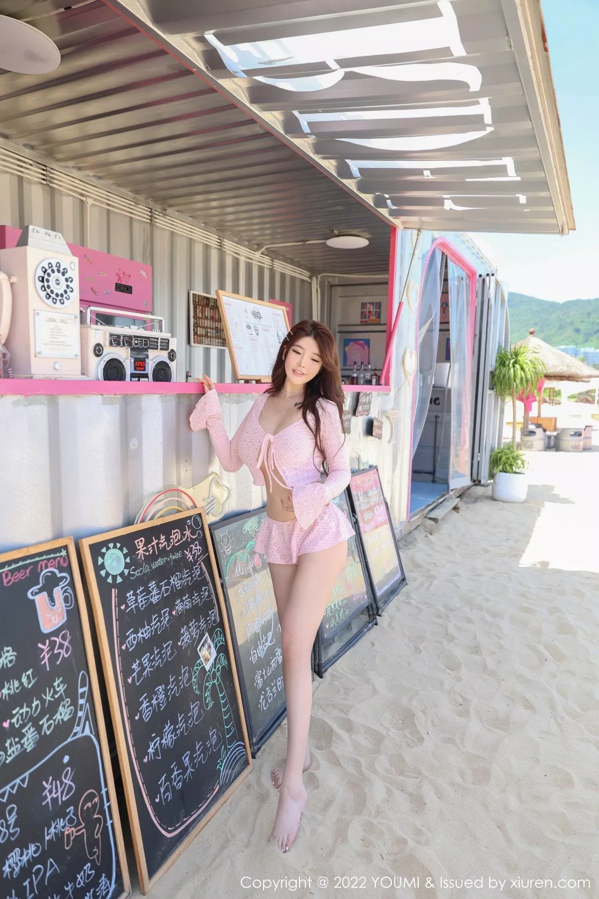 秀人集.com_[YouMi尤蜜荟]Vol.815_模特小海臀Rena海南万宁旅拍性感粉色服饰秀浑圆美臀诱惑写真68P