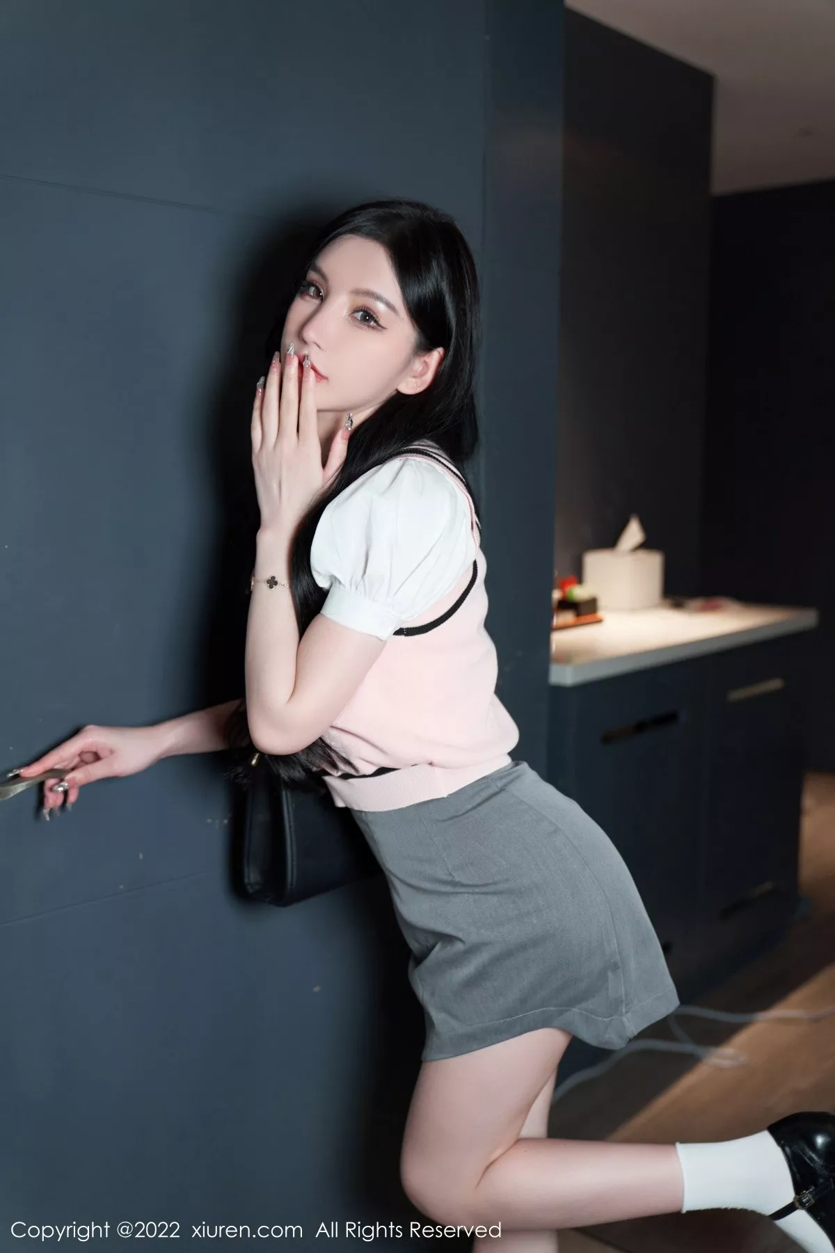 秀人集.com_[XiuRen秀人网]No.5285_女神周于希Sally心愿旅拍私房情趣捆绑露淡粉蕾丝内衣诱惑写真86P