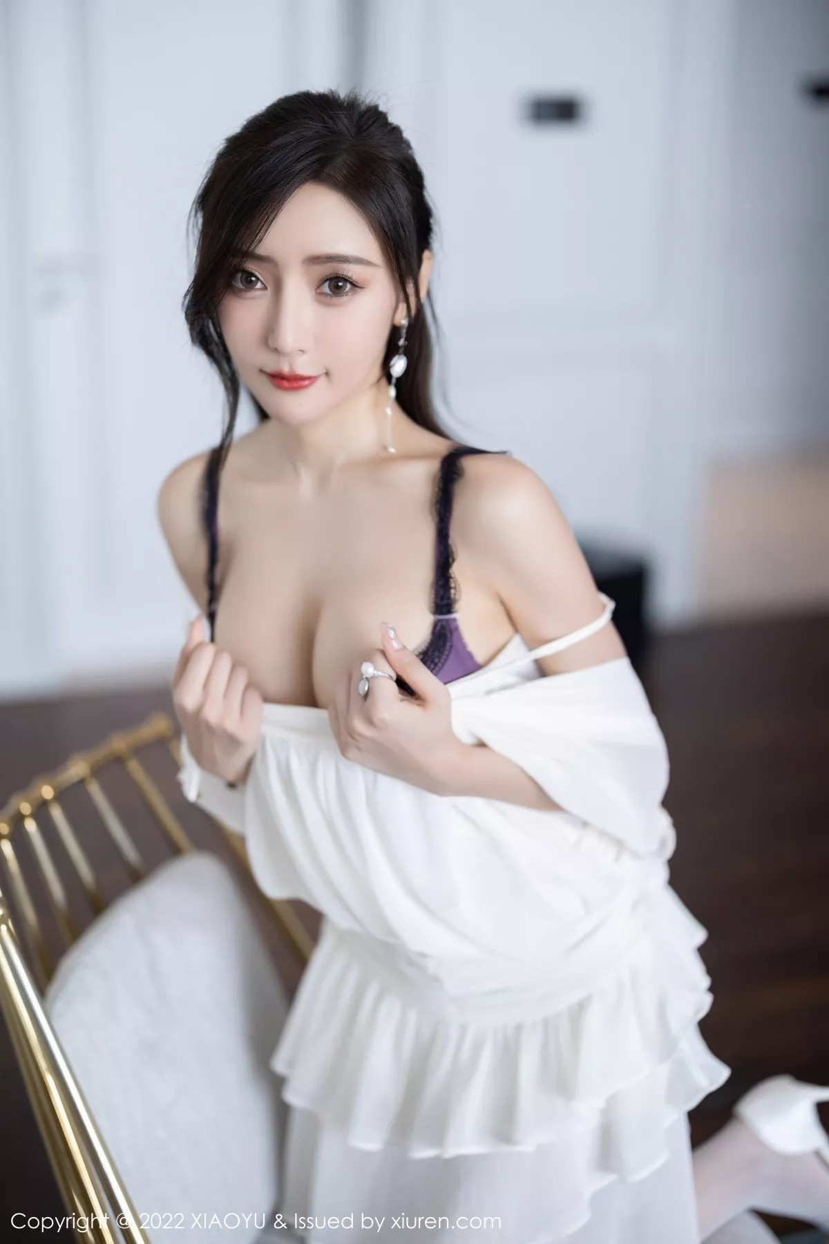 秀人集.com_[XiaoYu画语界]Vol.822_女神王馨瑶yanni性感白色连衣裙配开档白丝露蕾丝内衣诱惑写真84P