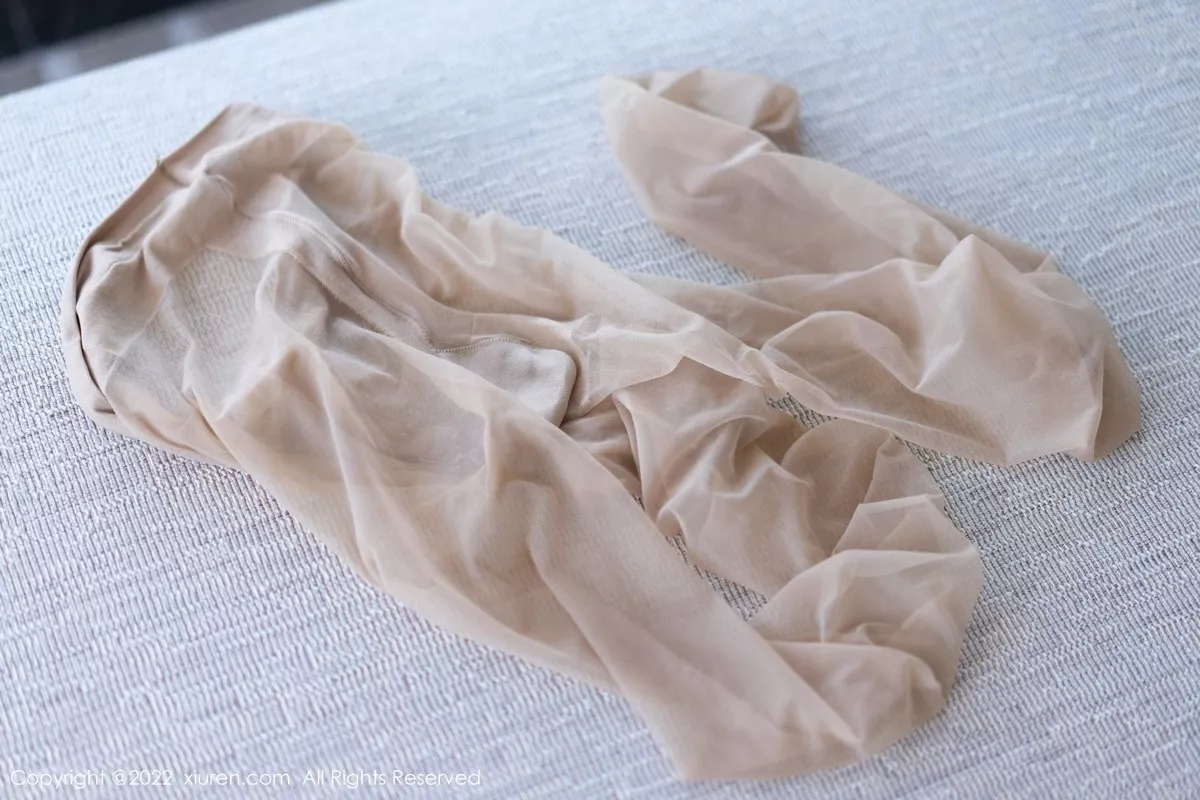 秀人集.com_[XiuRen秀人网]No.5357_女神刘钰儿私房性感绿色连衣裙配超薄无内肉丝惹火诱惑写真81P