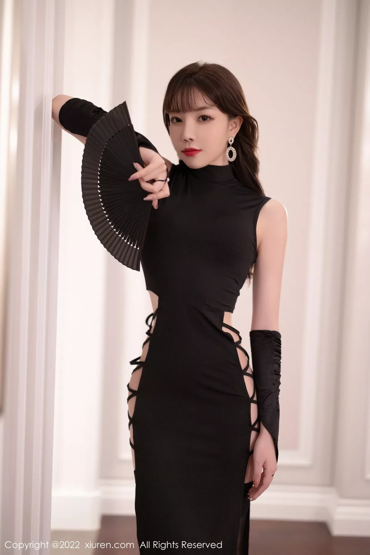 秀人集.com_[XiuRen秀人网]No.5374_女神徐莉芝Booty厦门旅拍黑色轻透情趣内衣秀完美身材诱惑写真100P