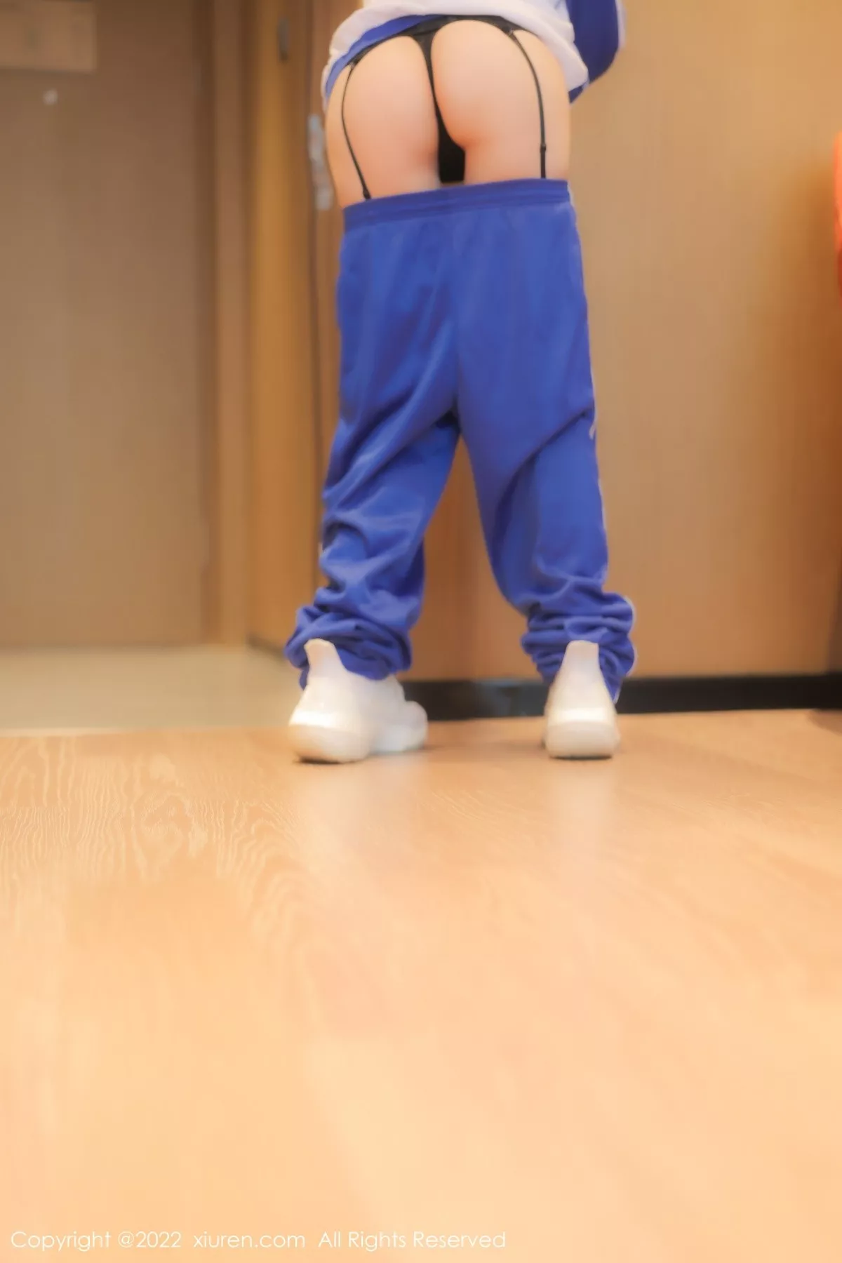 秀人集.com_[XiuRen秀人网]No.5377_模特豆瓣酱性感学妹运动服露黑色蕾丝内衣秀丰满身材诱惑写真90P