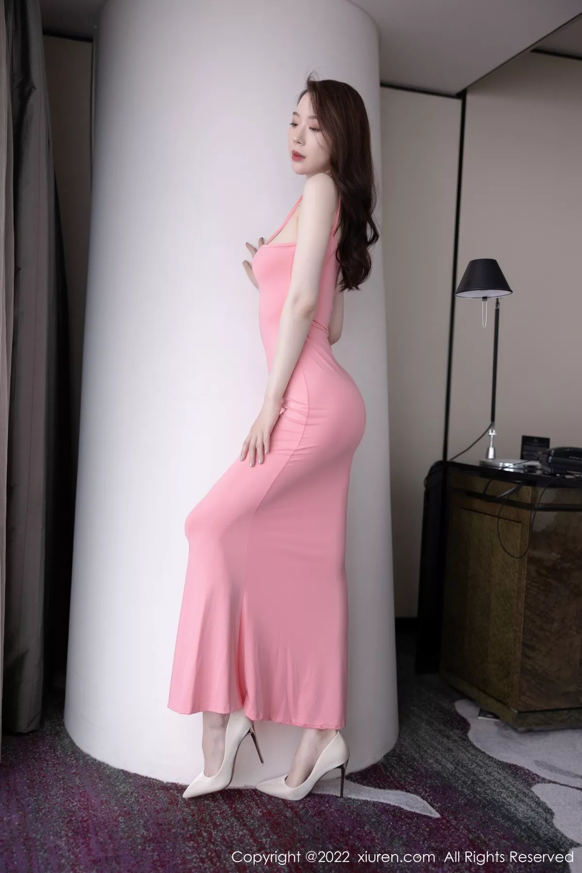 秀人集.com_[XiuRen秀人网]No.5379_模特梦心玥佛山心愿旅拍性感粉色吊带长裙秀高挑身材诱惑写真82P