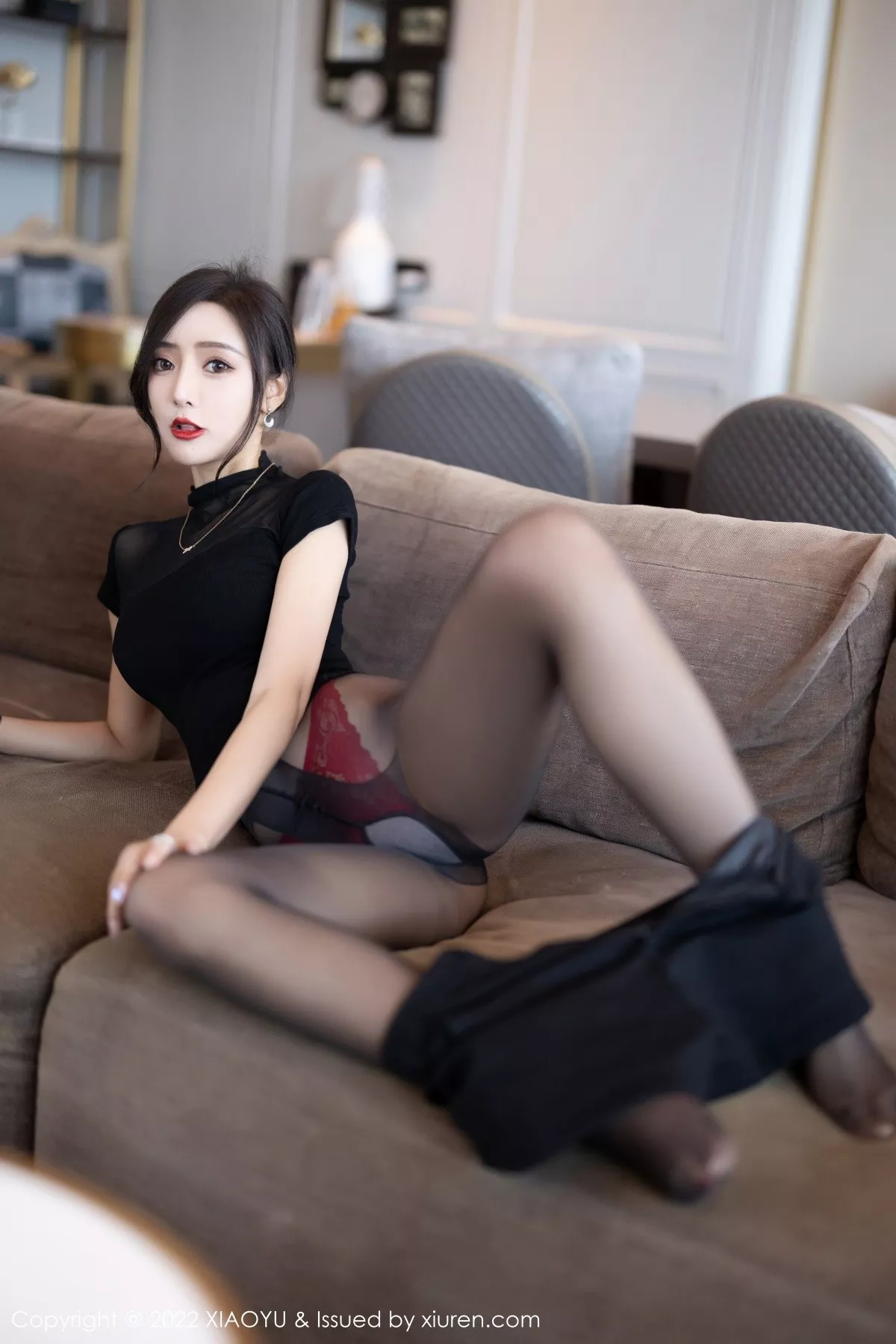 秀人集.com_[XiaoYu画语界]Vol.837_女神王馨瑶yanni脱黑色轻透服露性感红色蕾丝内衣迷人诱惑写真83P