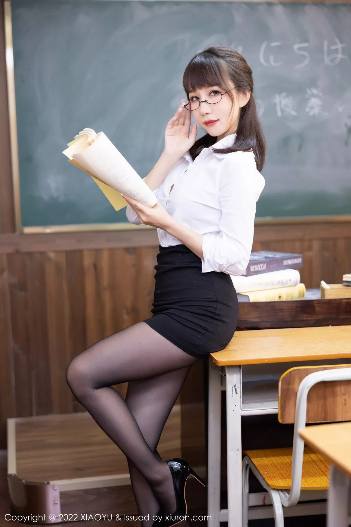 秀人集.com_[XiaoYu画语界]Vol.839_新人模特波巧酱教师角色扮演脱制服露性感黑色蕾丝内衣诱惑写真74P