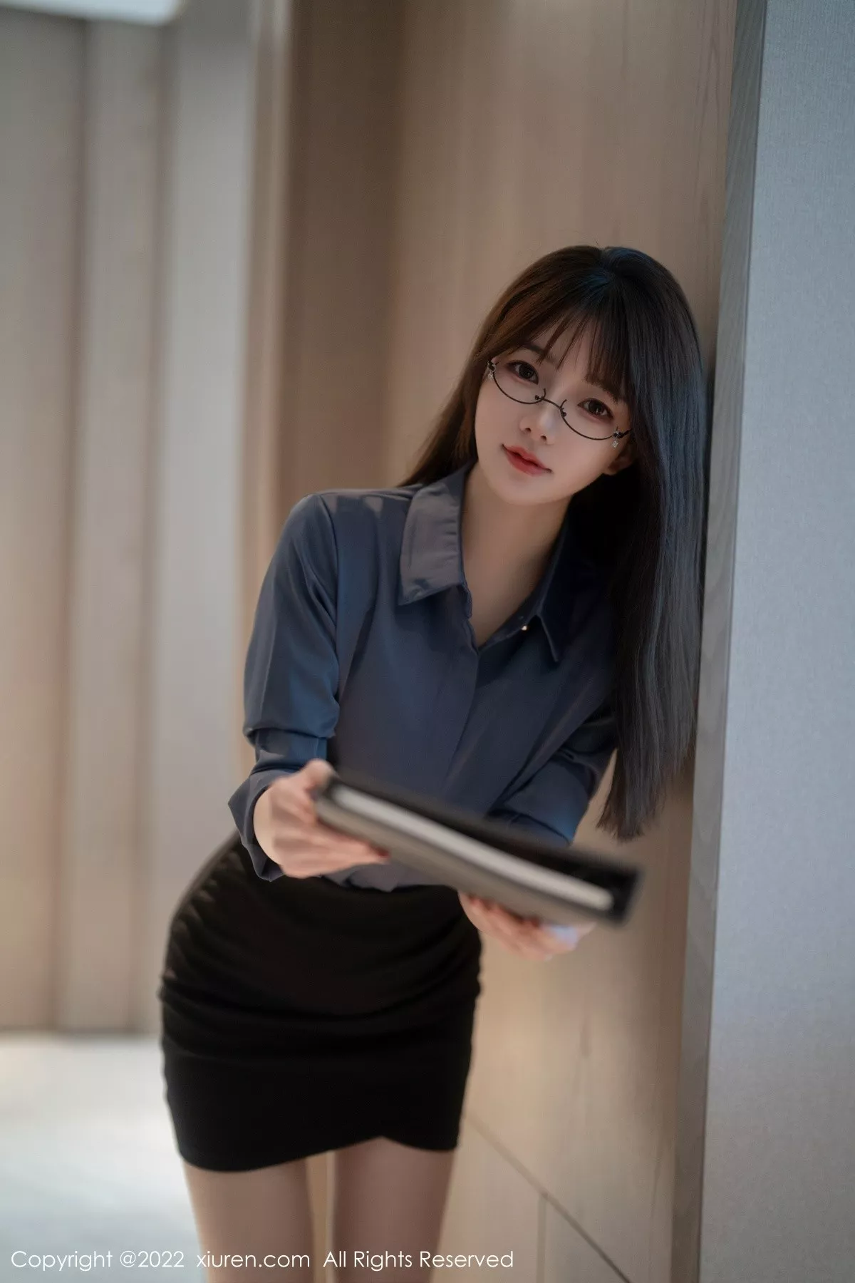 秀人集.com_[XiuRen秀人网]No.5419_模特婠婠么文员角色扮演半脱露蕾丝内衣超薄无内肉丝诱惑写真75P