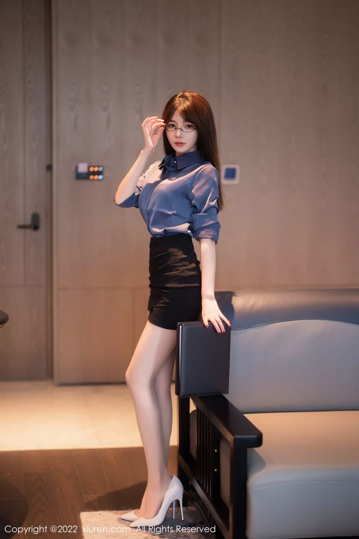 秀人集.com_[XiuRen秀人网]No.5419_模特婠婠么文员角色扮演半脱露蕾丝内衣超薄无内肉丝诱惑写真75P