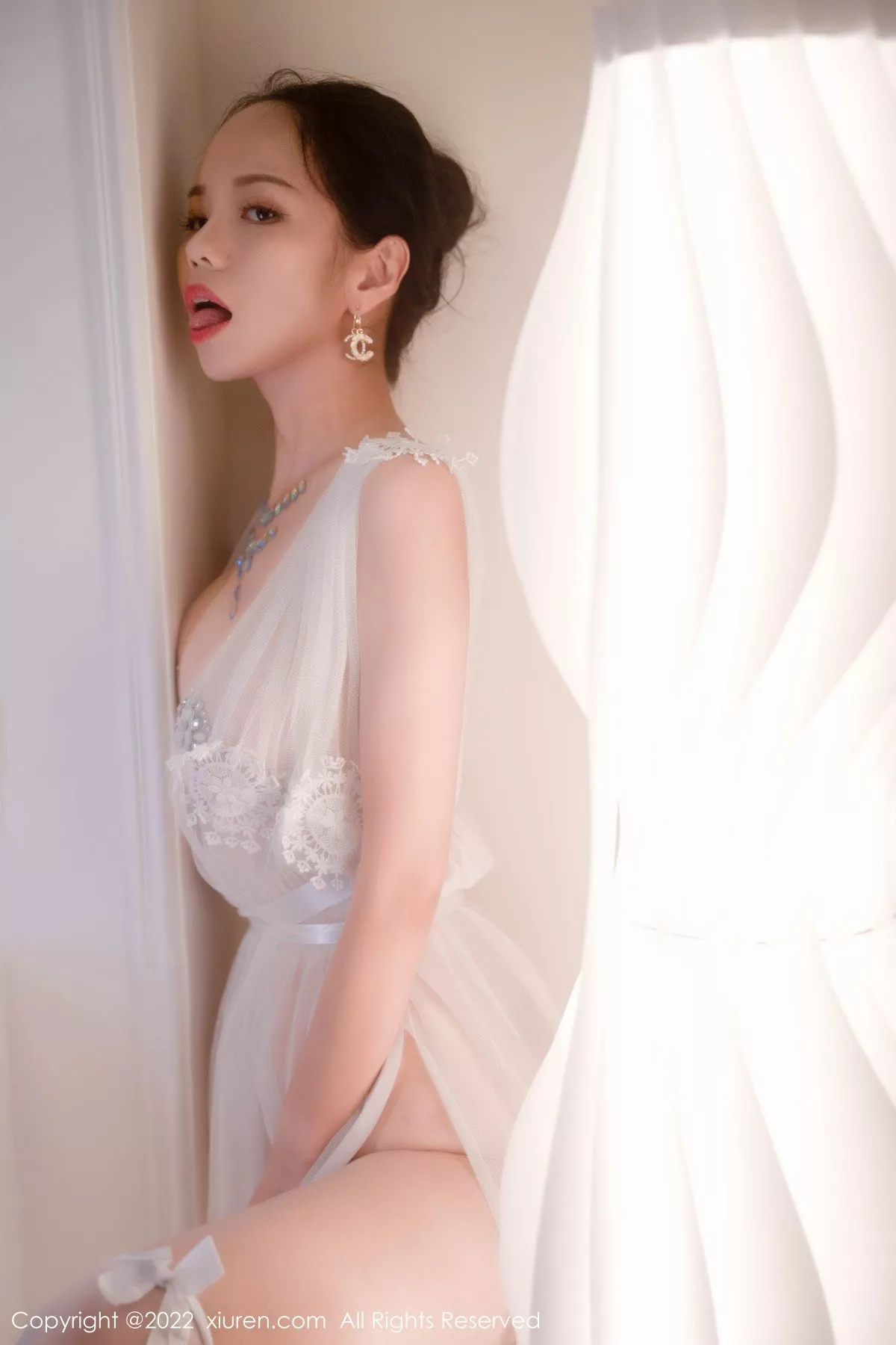 秀人集.com_[XiuRen秀人网]No.5434_模特大美妞儿私房透视薄纱露情趣镶钻服饰秀火辣身材诱惑写真62P