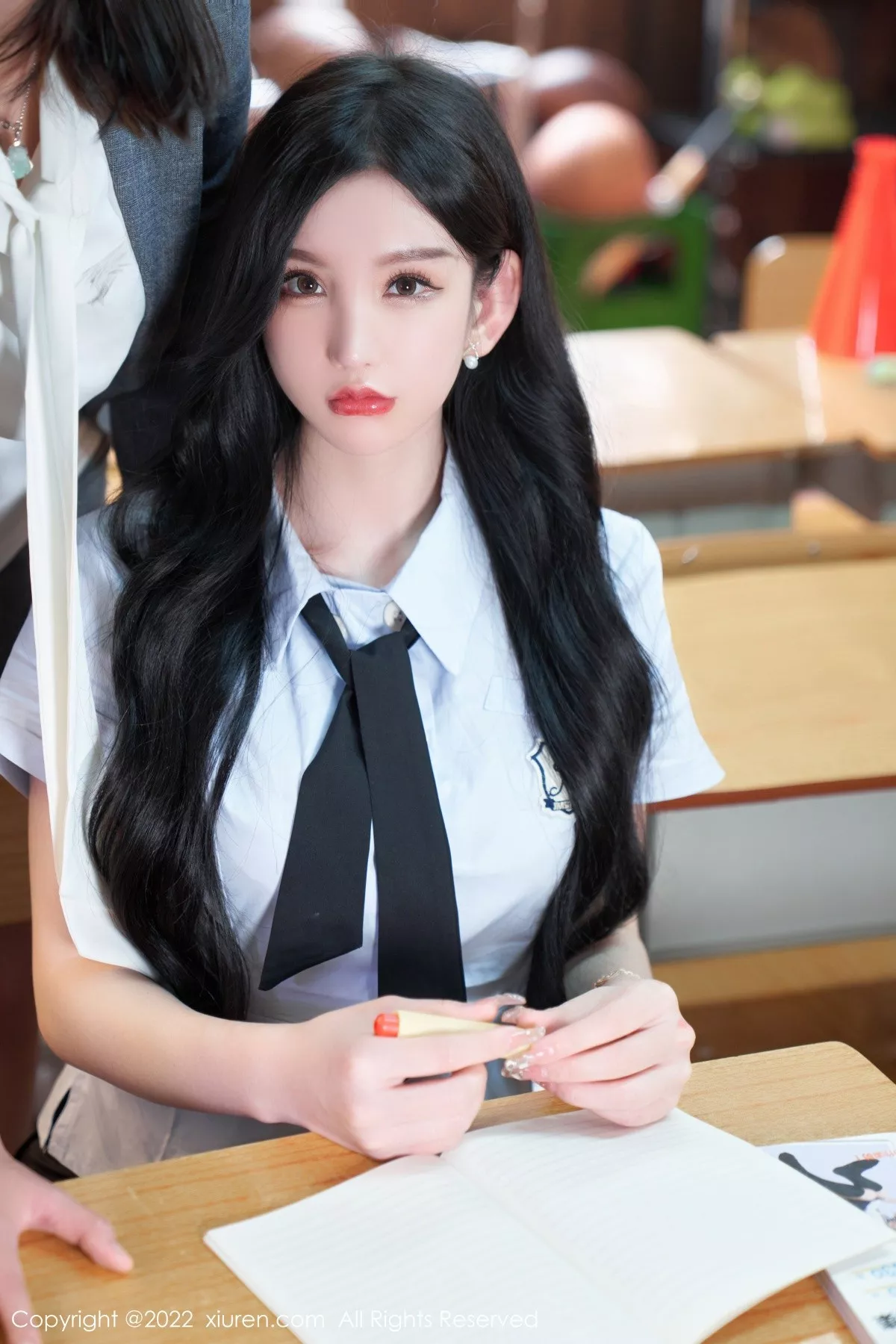 秀人集.com_[XiuRen秀人网]No.5452_女神周于希Sally学妹装扮半脱露黑色蕾丝边内衣撩人诱惑写真76P