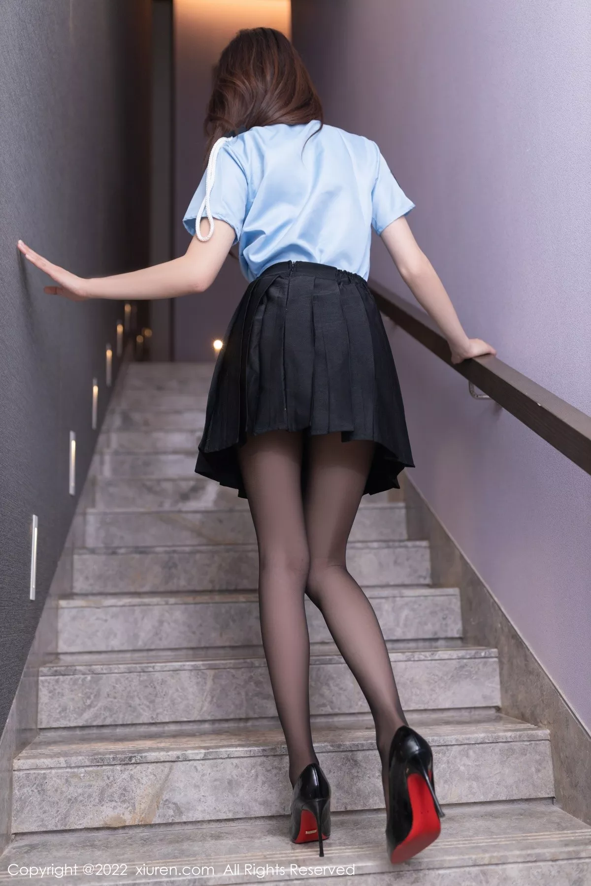 秀人集.com_[XiuRen秀人网]No.5461_模特陆萱萱性感女警官制服半脱露深蓝色蕾丝内衣完美诱惑写真84P