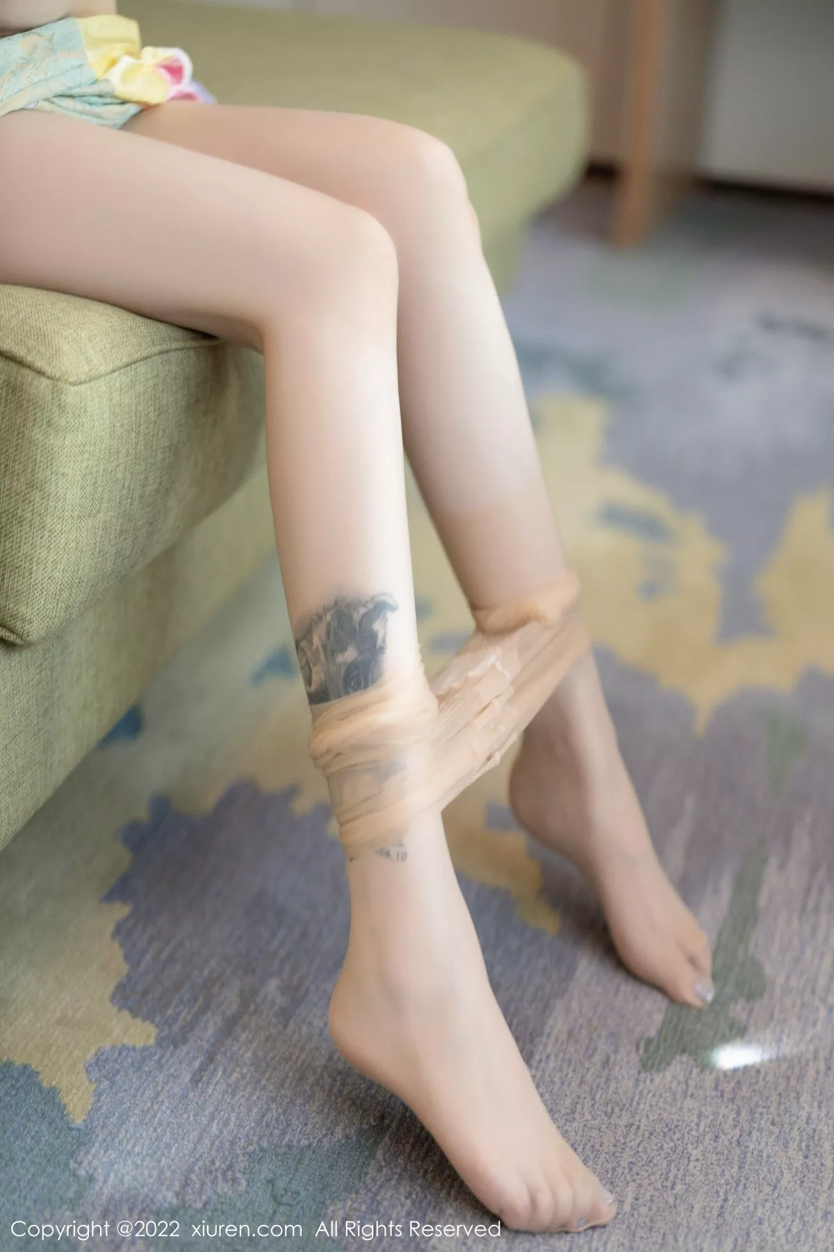 秀人集.com_[XiuRen秀人网]No.5467_女神王雨纯万宁旅拍半撩淡彩色连衣裙露超薄无内肉丝诱惑写真84P