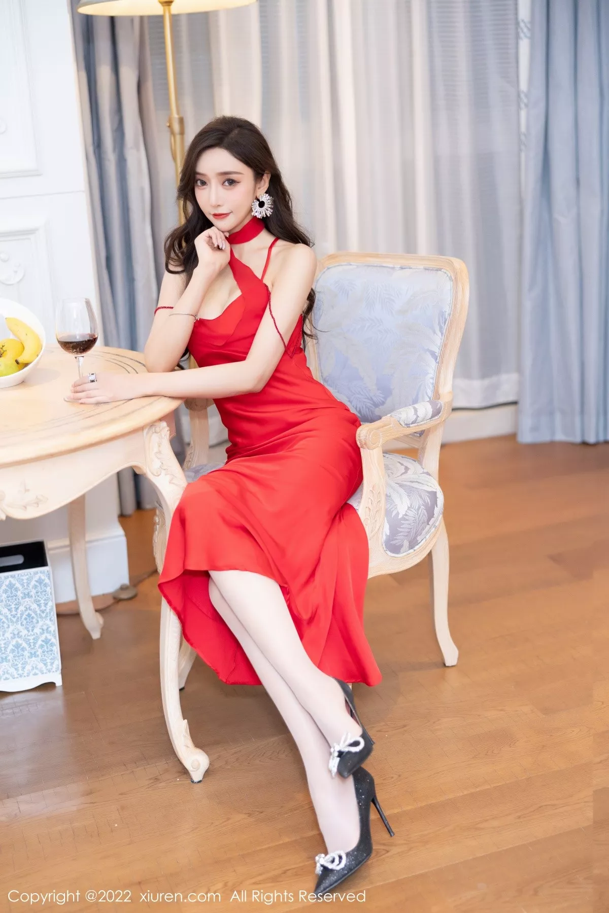 秀人集.com_[XiuRen秀人网]No.5470_女神王馨瑶yanni脱性感红色礼裙露金色条纹内衣完美诱惑写真78P