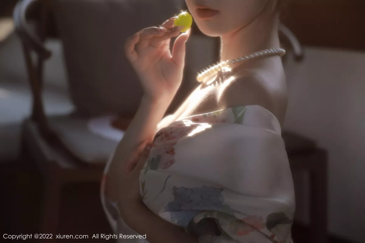 秀人集.com_[XiuRen秀人网]No.5514_模特谢晚晚性感白色带花纹长裙配原色丝袜秀完美身材诱惑写真111P