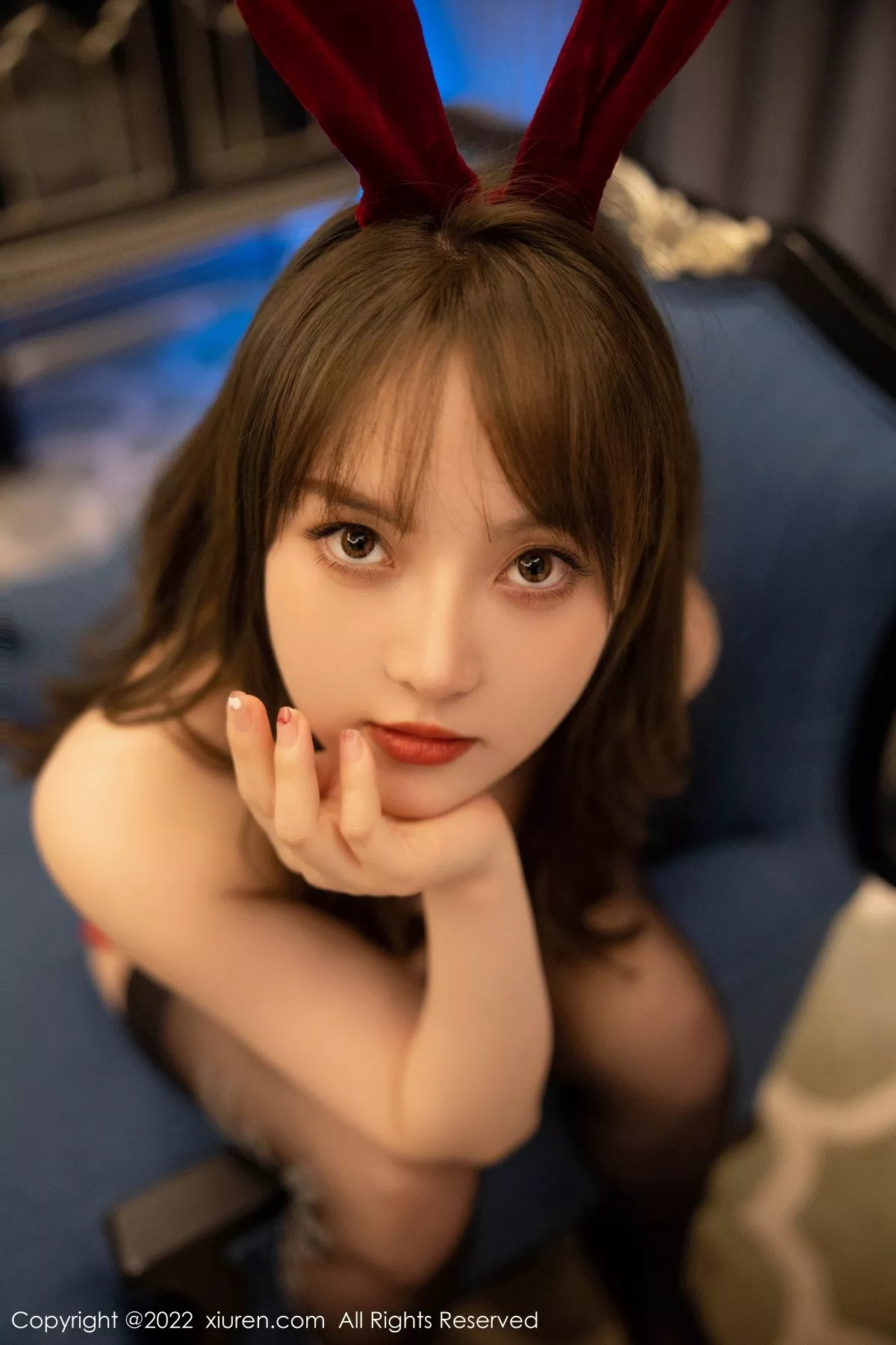 秀人集.com_[XiuRen秀人网]No.5533_模特豆瓣酱性感红色高开连体衣配超薄黑丝秀丰满身材诱惑写真84P