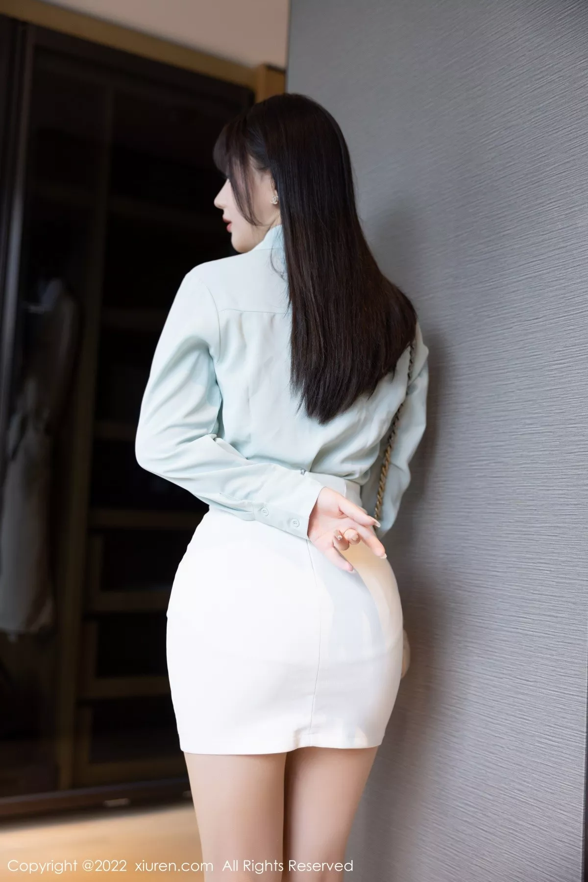 秀人集.com_[XiuRen秀人网]No.5555_模特张欣欣淡蓝色上衣配白短裙露性感内衣配原色丝袜诱惑写真80P