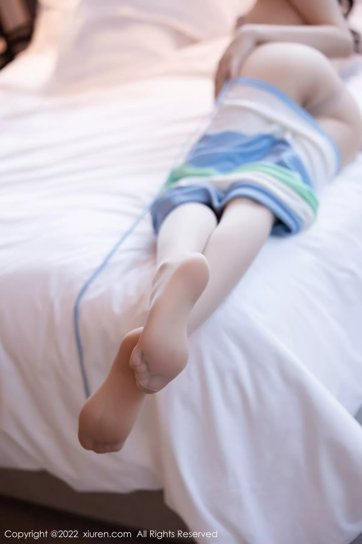 秀人集.com_[XiuRen秀人网]No.5571_女神徐莉芝Booty淡蓝色连衣长裙配超薄无内肉丝秀翘臀诱惑写真84P