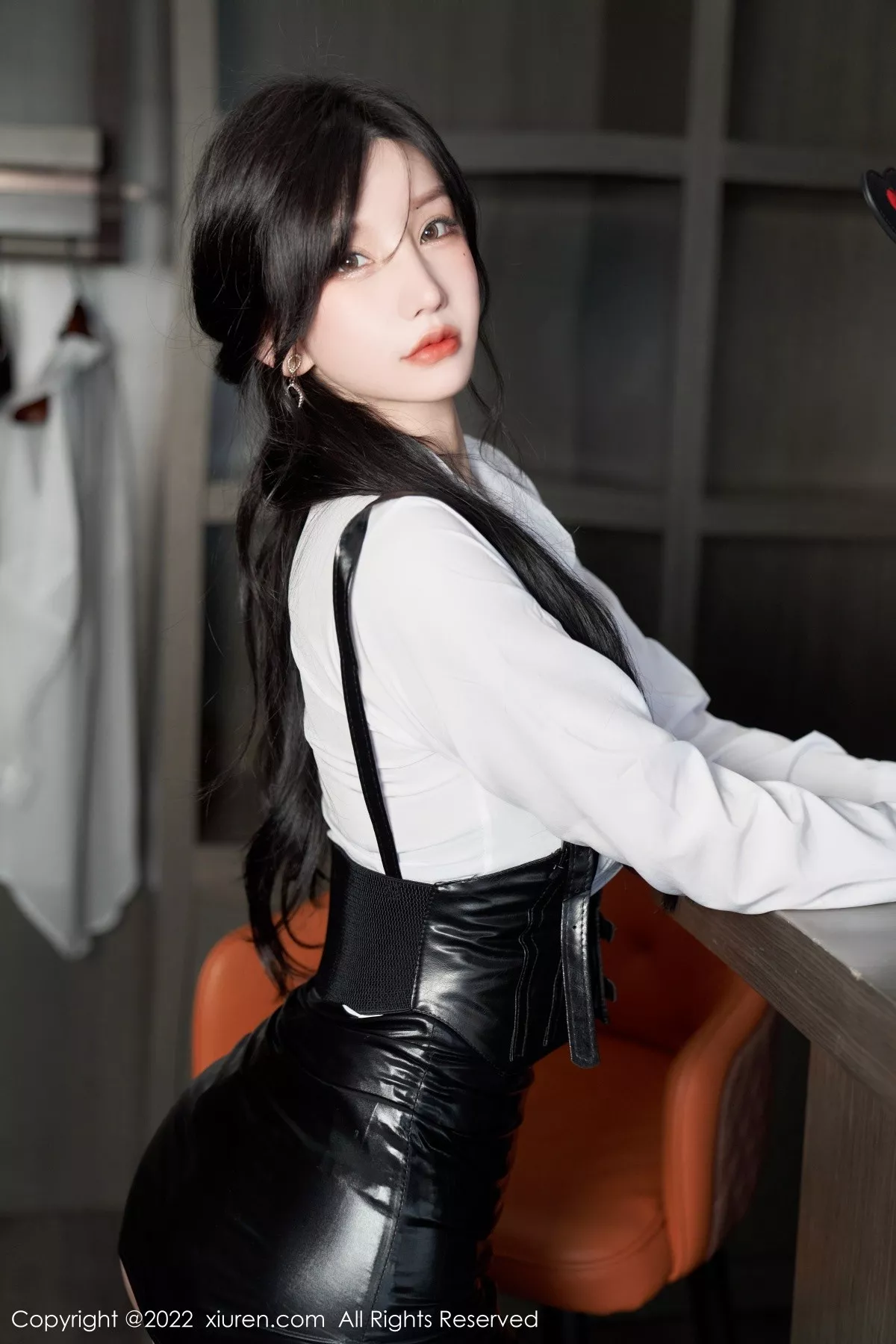 秀人集.com_[XiuRen秀人网]No.5602_女神周于希Sally性感白T配黑皮短裙露黑色蕾丝内衣完美诱惑写真90P