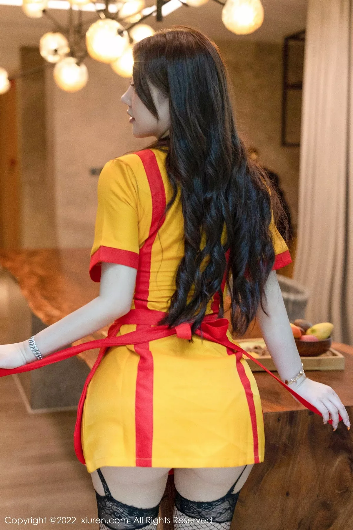 秀人集.com_[XiuRen秀人网]No.5509_模特小海臀Rena海南旅拍服务员制服秀丰满身材撩人诱惑写真56P