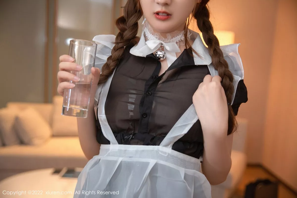 秀人集.com_[XiuRen秀人网]No.5654_模特江真真女仆角色扮演性感黑白围裙露丁字裤秀翘臀诱惑写真73P