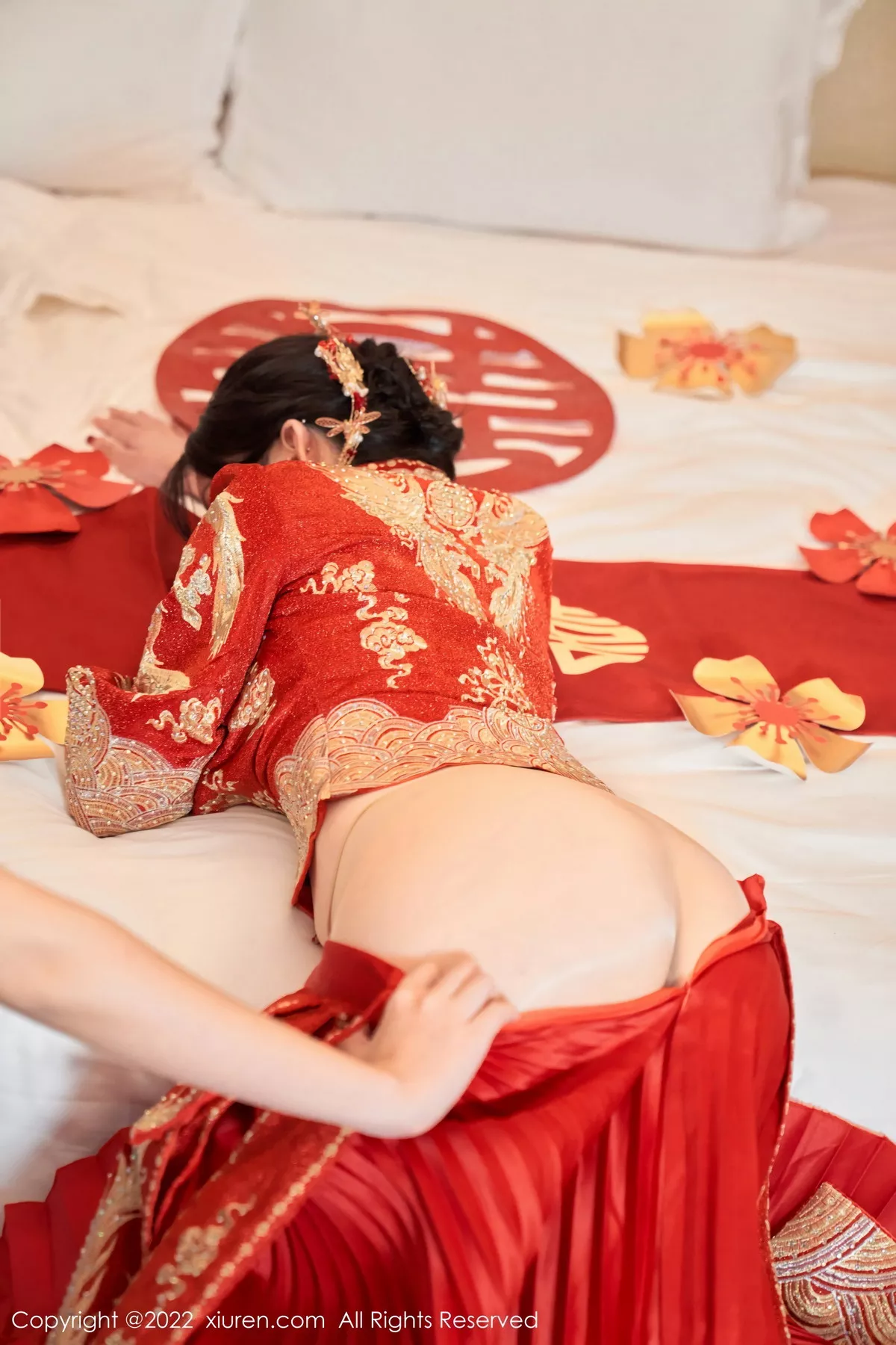 秀人集.com_[XiuRen秀人网]No.5675_女神周于希Sally私房脱新娘装露红色蕾丝内衣超薄肉丝诱惑写真80P