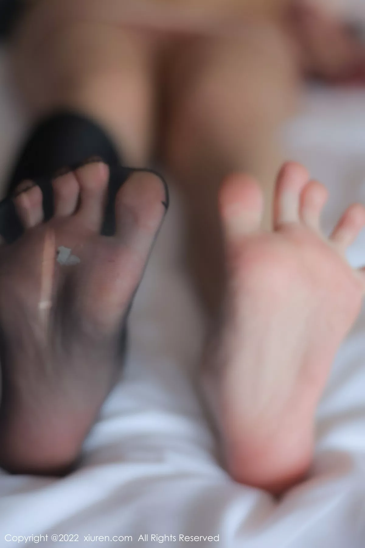 秀人集.com_[XiuRen秀人网]No.5691_模特顾楚楚maily性感黑色旗袍服配魅惑黑丝秀美腿甜美迷人写真86P