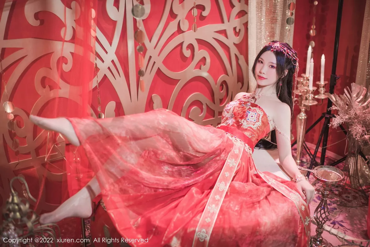 秀人集.com_[XiuRen秀人网]No.5699_模特利世性感西域舞娘扮演红色薄纱连衣裙秀曼妙身姿诱惑写真63P