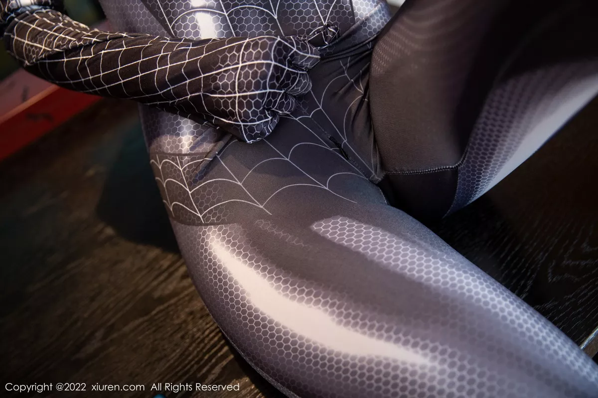 秀人集.com_[XiuRen秀人网]No.5695_模特江真真性感灰色蜘蛛侠服饰紧身秀曼妙身材动感迷人写真81P