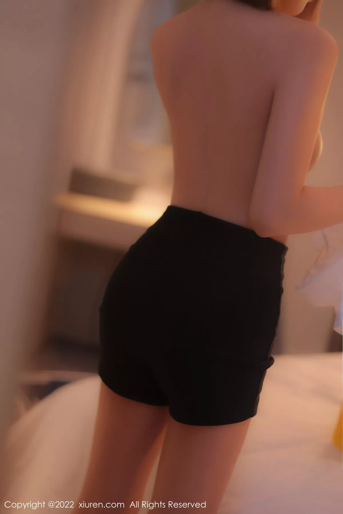 秀人集.com_[XiuRen秀人网]No.5702_新人模特美羊羊宾馆里性感白T配黑短裤露性感薄纱内衣诱惑写真88P