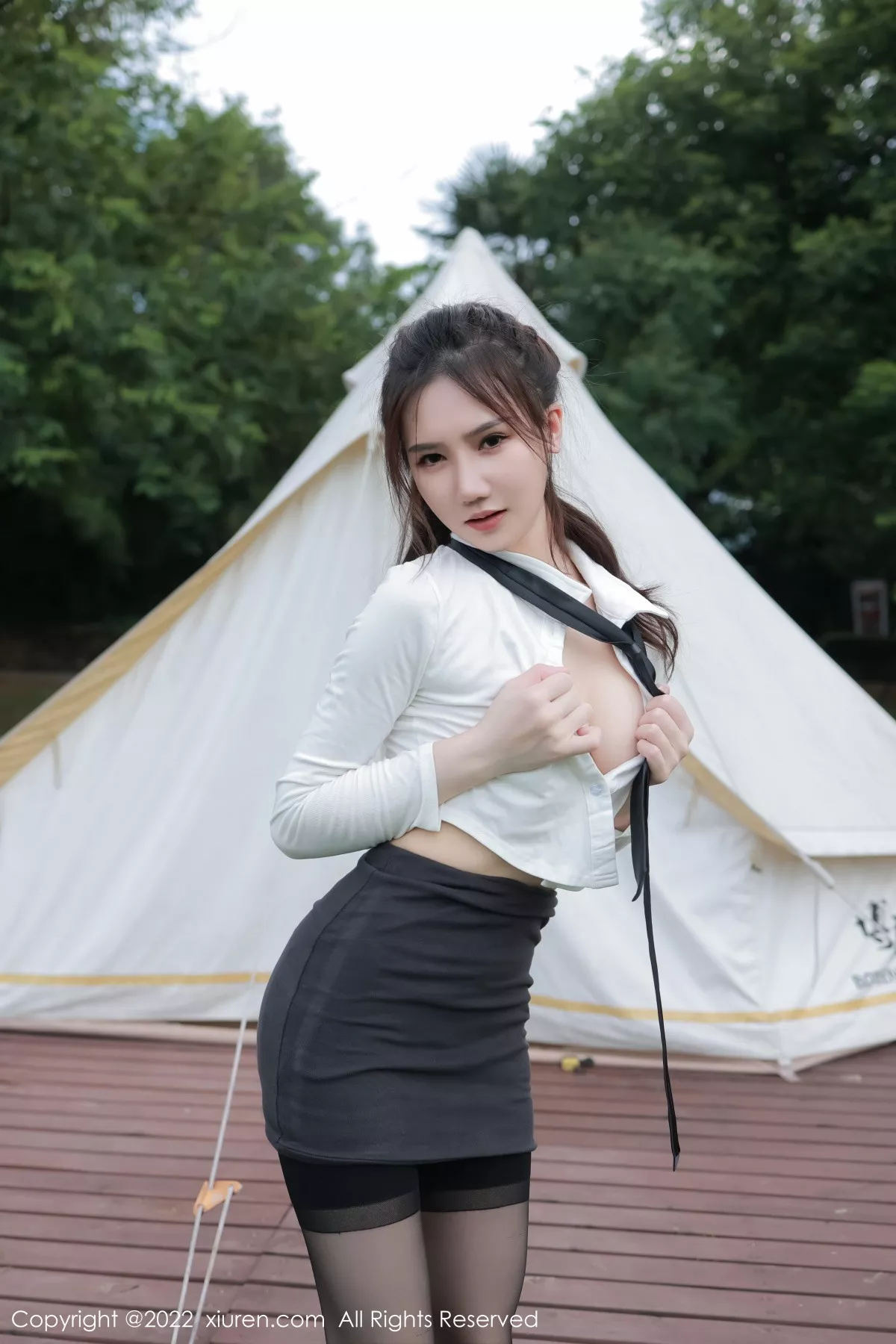 秀人集.com_[XiuRen秀人网]No.5703_模特古月小同学性感白T配短深灰裙露超薄黑丝秀美腿诱惑写真68P