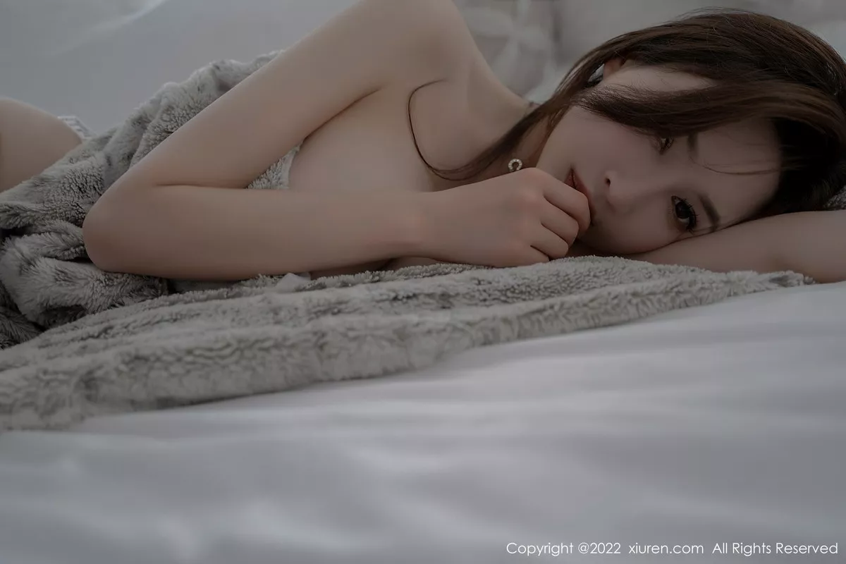 秀人集.com_[XiuRen秀人网]No.5787_女神奶瓶土肥圆私房性感睡袍露米色长筒袜秀丰满身材诱惑写真94P