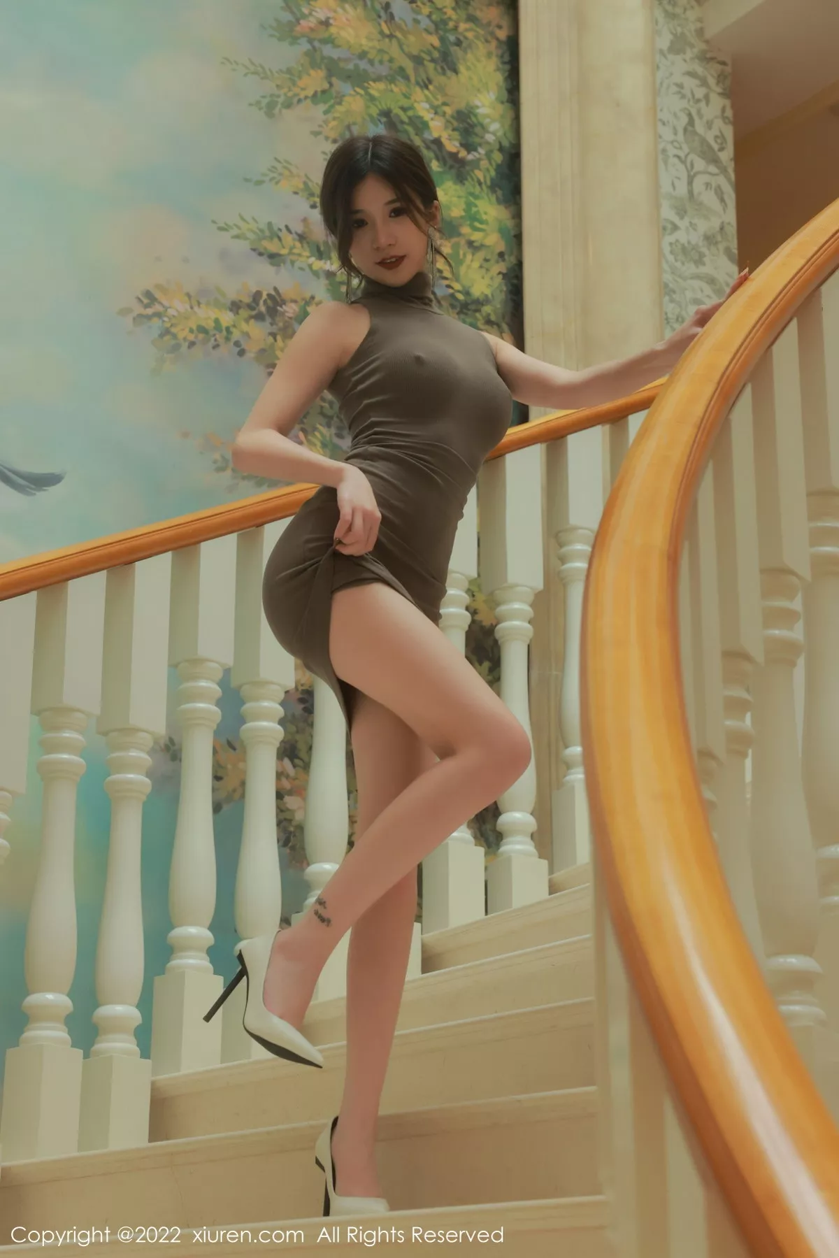 秀人集.com_[XiuRen秀人网]No.5786_模特hebe韩心雨澳门旅拍性感收身连衣短裙秀凹凸身材诱惑写真52P