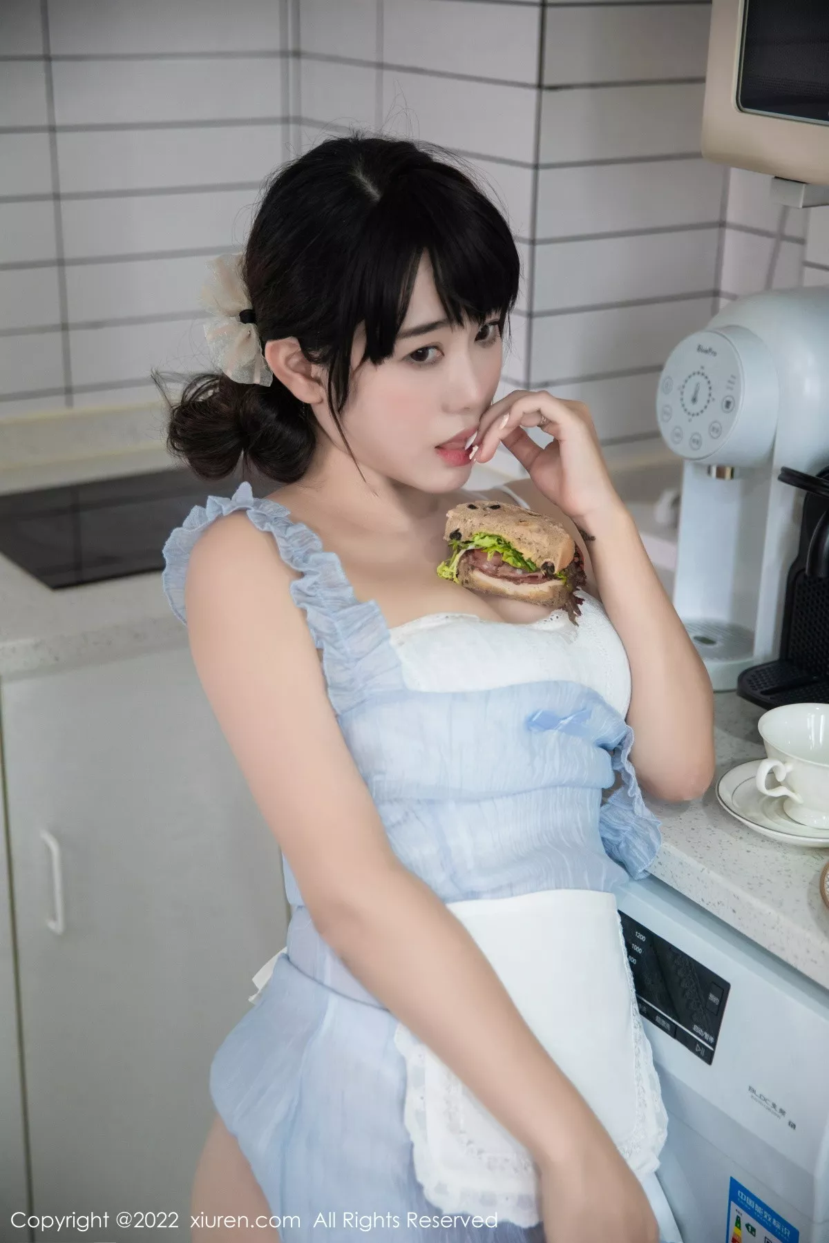 秀人集.com_[XiuRen秀人网]No.5834_模特严利娅Yuliya私房性感浅蓝色女仆服饰秀翘臀美腿诱惑写真53P