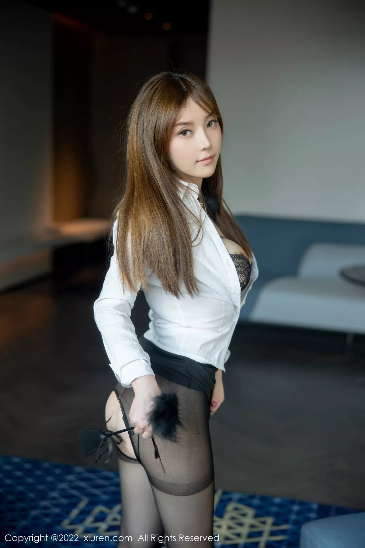 秀人集.com_[XiuRen秀人网]No.5835_模特豆瓣酱捆绑拍摄性感白T配黑短裙露黑色内衣迷人诱惑写真101P