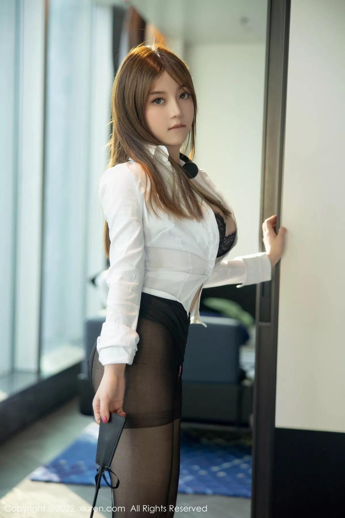 秀人集.com_[XiuRen秀人网]No.5835_模特豆瓣酱捆绑拍摄性感白T配黑短裙露黑色内衣迷人诱惑写真101P