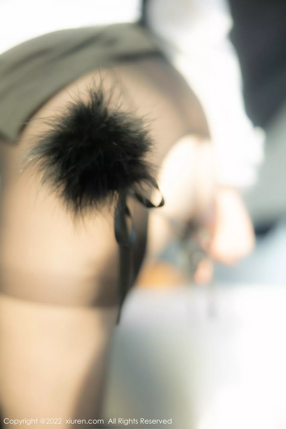 秀人集.com_[XiuRen秀人网]No.5835_模特豆瓣酱捆绑拍摄性感白T配黑短裙露黑色内衣迷人诱惑写真101P