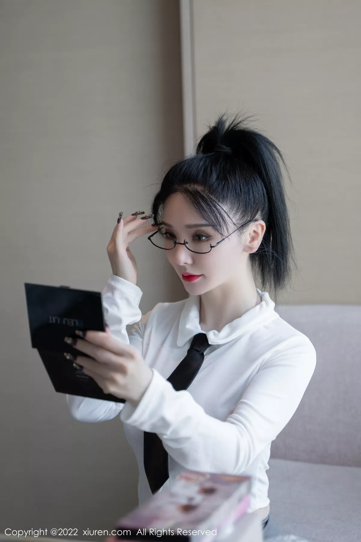 秀人集.com_[XiuRen秀人网]No.5856_模特潘娇娇性感白色上衣配灰短裙半撩秀巨乳肥臀惹火诱惑写真118P