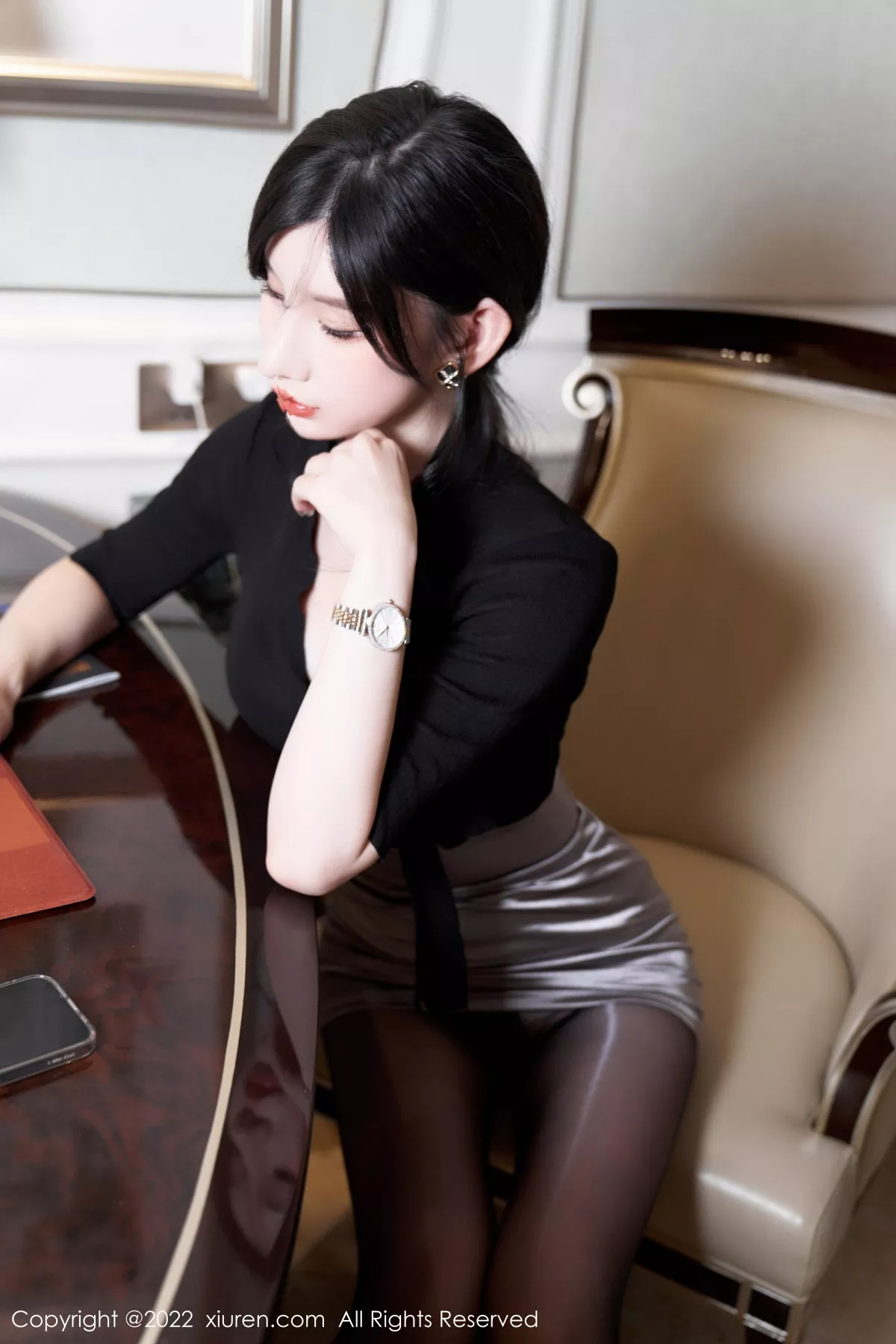 秀人集.com_[XiuRen秀人网]No.5777_女神周于希Sally黑上衣配浅色短裙露超薄闪亮黑丝极致魅惑写真89P