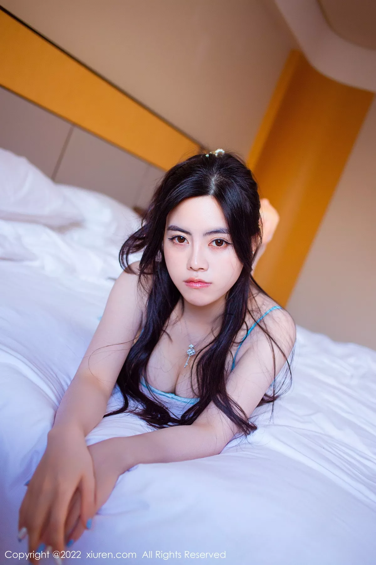 秀人集.com_[XiuRen秀人网]No.5929_模特白甜私房多套服饰性感白色真空系列秀完美身材迷人诱惑写真94P