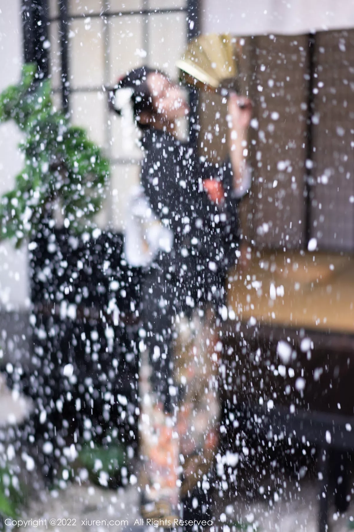 秀人集.com_[XiuRen秀人网]No.5932_模特laura阿姣性感深色日式和服半脱秀柔美身材迷人诱惑写真74P