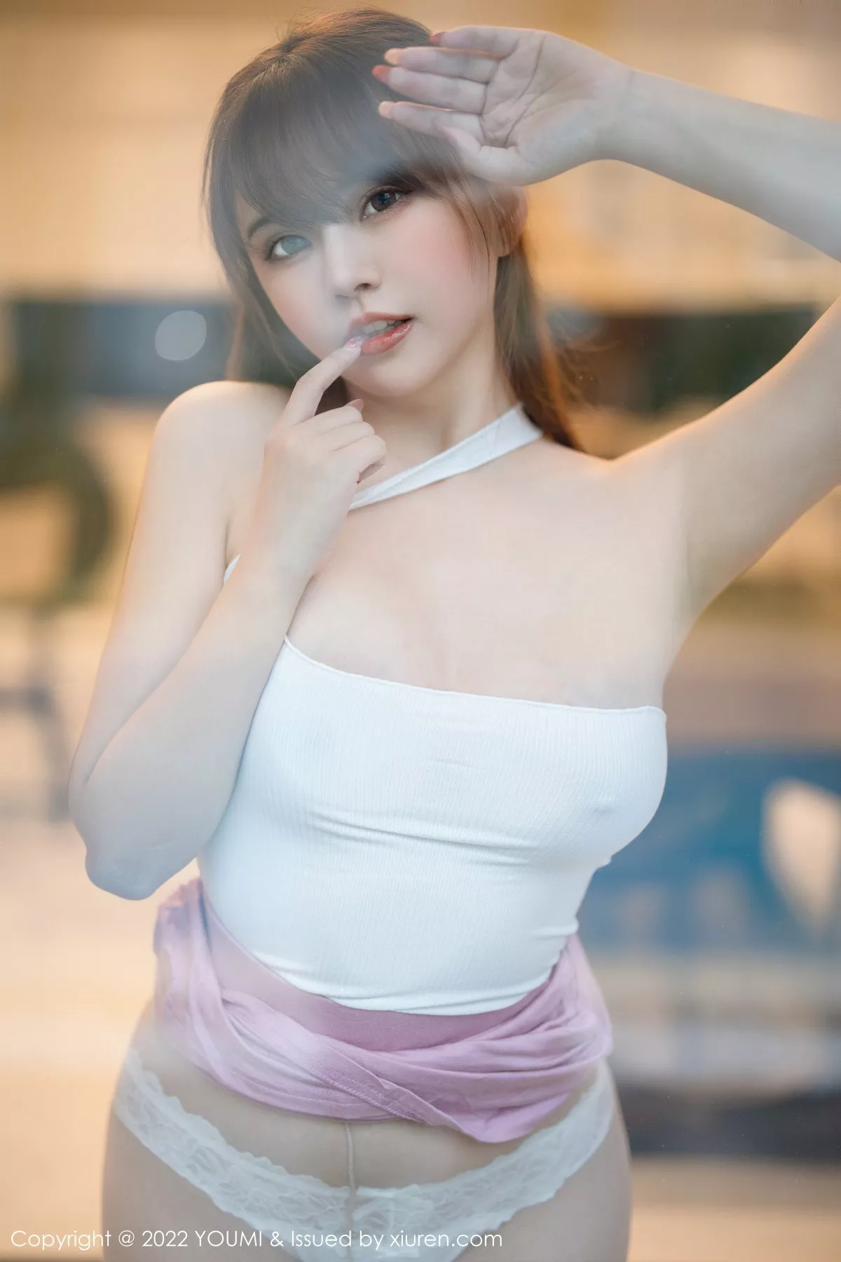 秀人集.com_[YouMi尤蜜荟]Vol.872_模特张思允Nice性感白色收身上衣配粉短裙秀完美身材诱惑写真70P