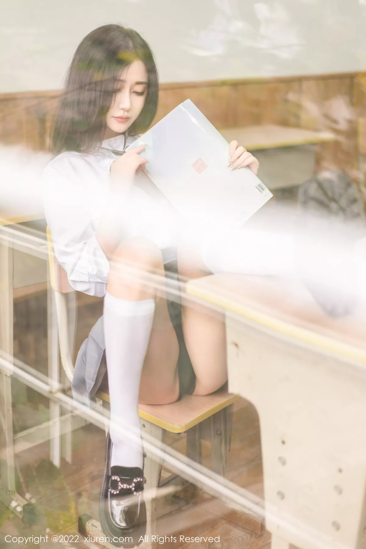 秀人集.com_[XiuRen秀人网]No.5970_模特Laura阿姣性感学妹短裙制服露白色内衣秀曼妙身姿迷人写真99P