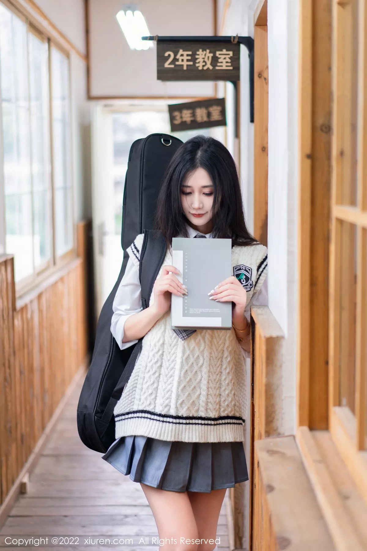 秀人集.com_[XiuRen秀人网]No.5970_模特Laura阿姣性感学妹短裙制服露白色内衣秀曼妙身姿迷人写真99P