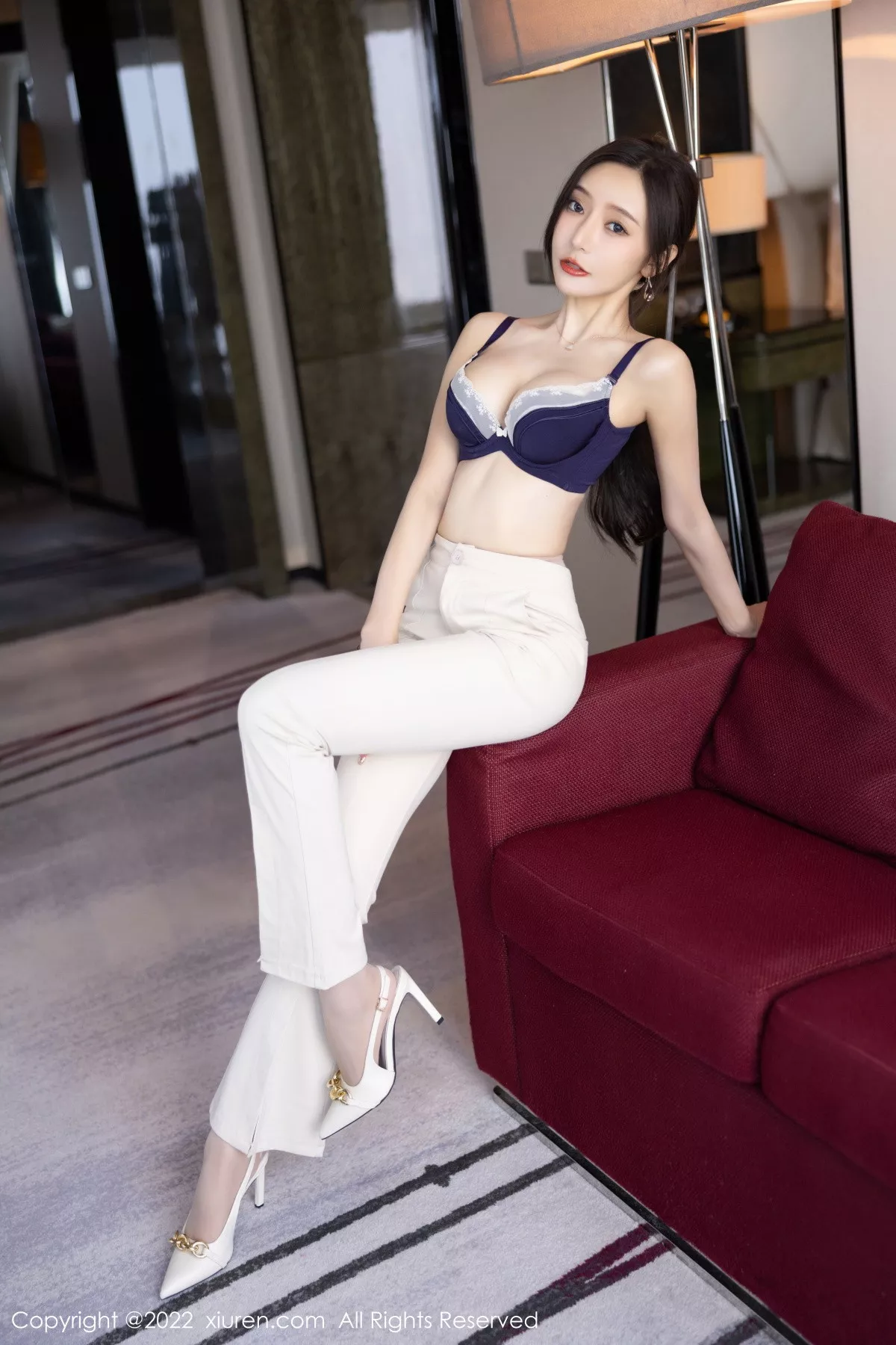 秀人集.com_[XiuRen秀人网]No.5978_女神王馨瑶yanni私房半脱露性感蓝色内衣配超薄无内肉丝诱惑写真81P