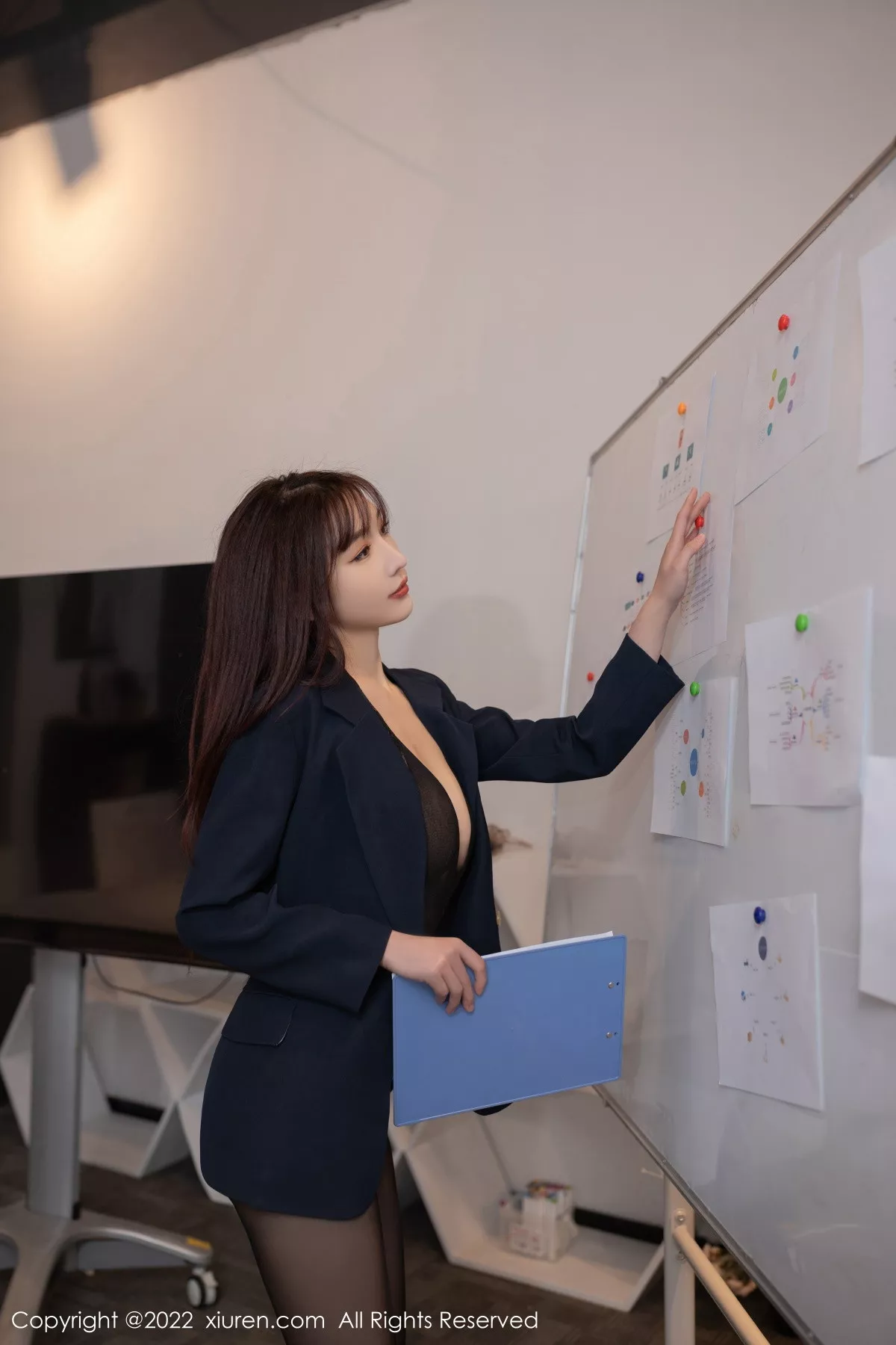 秀人集.com_[XiuRen秀人网]No.6006_模特陆萱萱职员角色扮演黑色轻透薄纱连体袜秀惹火身材诱惑写真75P