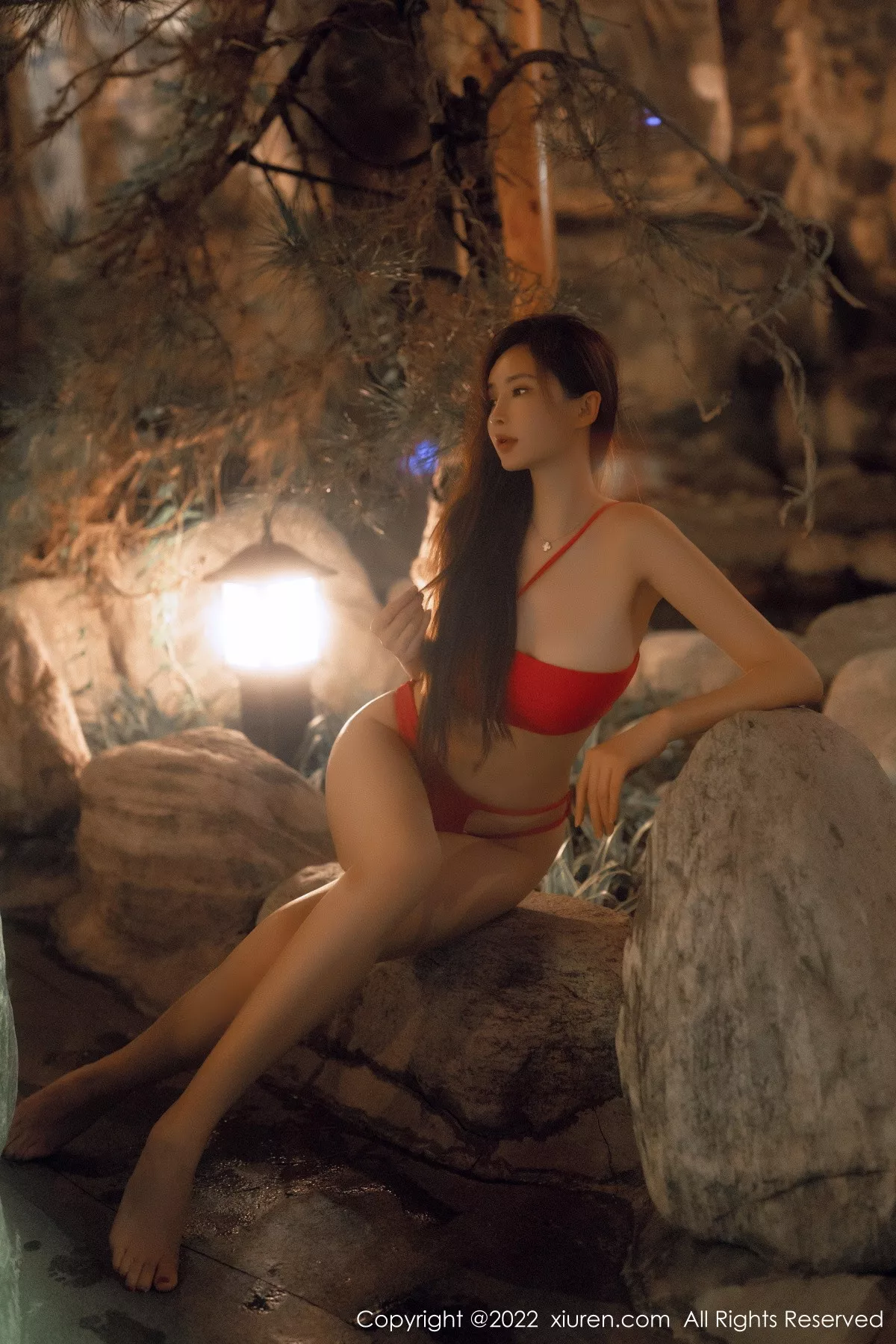 秀人集.com_[XiuRen秀人网]No.6014_女神Carol周妍希温泉场景性感红色比基尼秀丰满身材诱惑写真58P