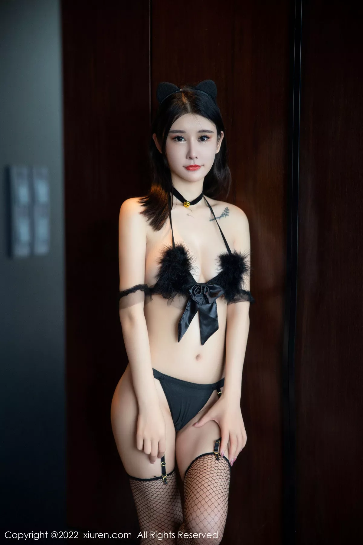 秀人集.com_[XiuRen秀人网]No.6018_模特夏沫沫tifa性感黑色毛绒比基尼配网格吊袜秀惹火身材诱惑写真80P