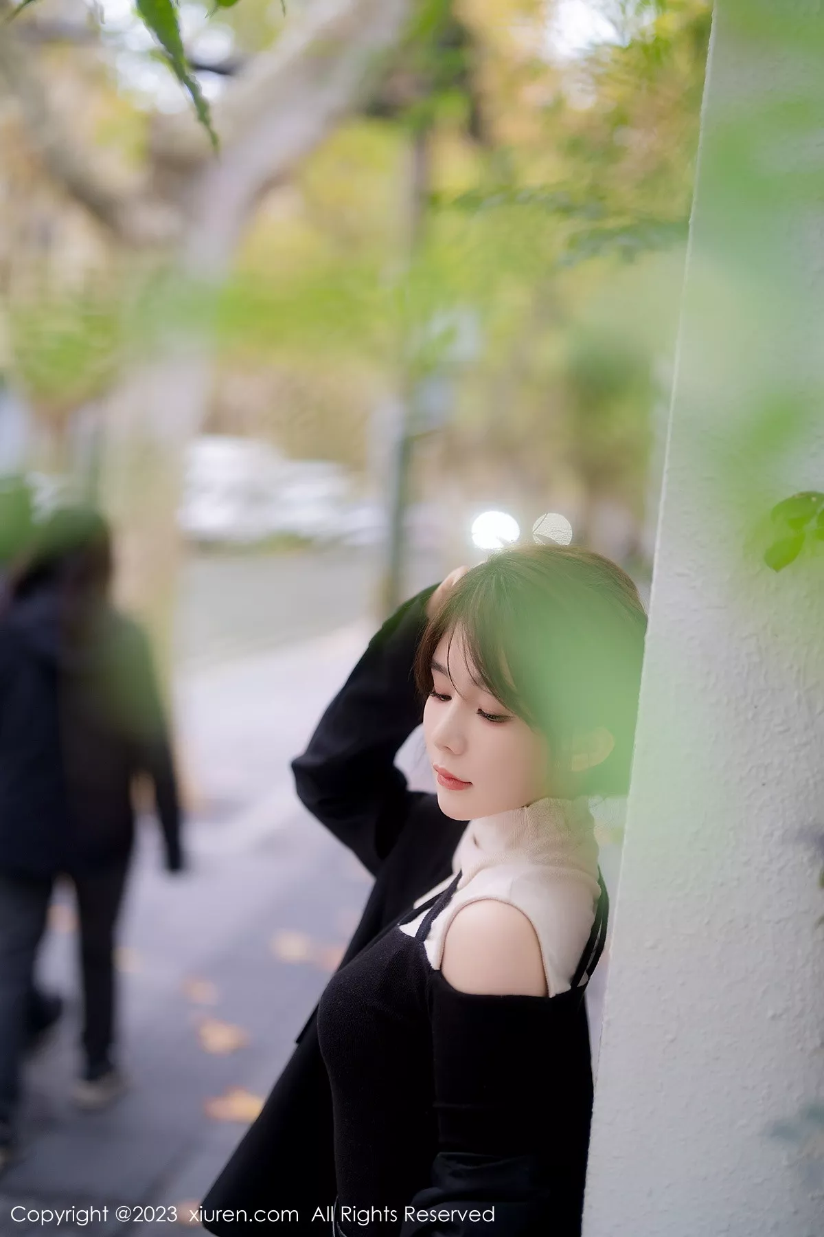 秀人集.com_[XiuRen秀人网]No.6080_模特婠婠么性感黑上衣配黑皮短裙露超薄无内黑丝撩人诱惑写真79P